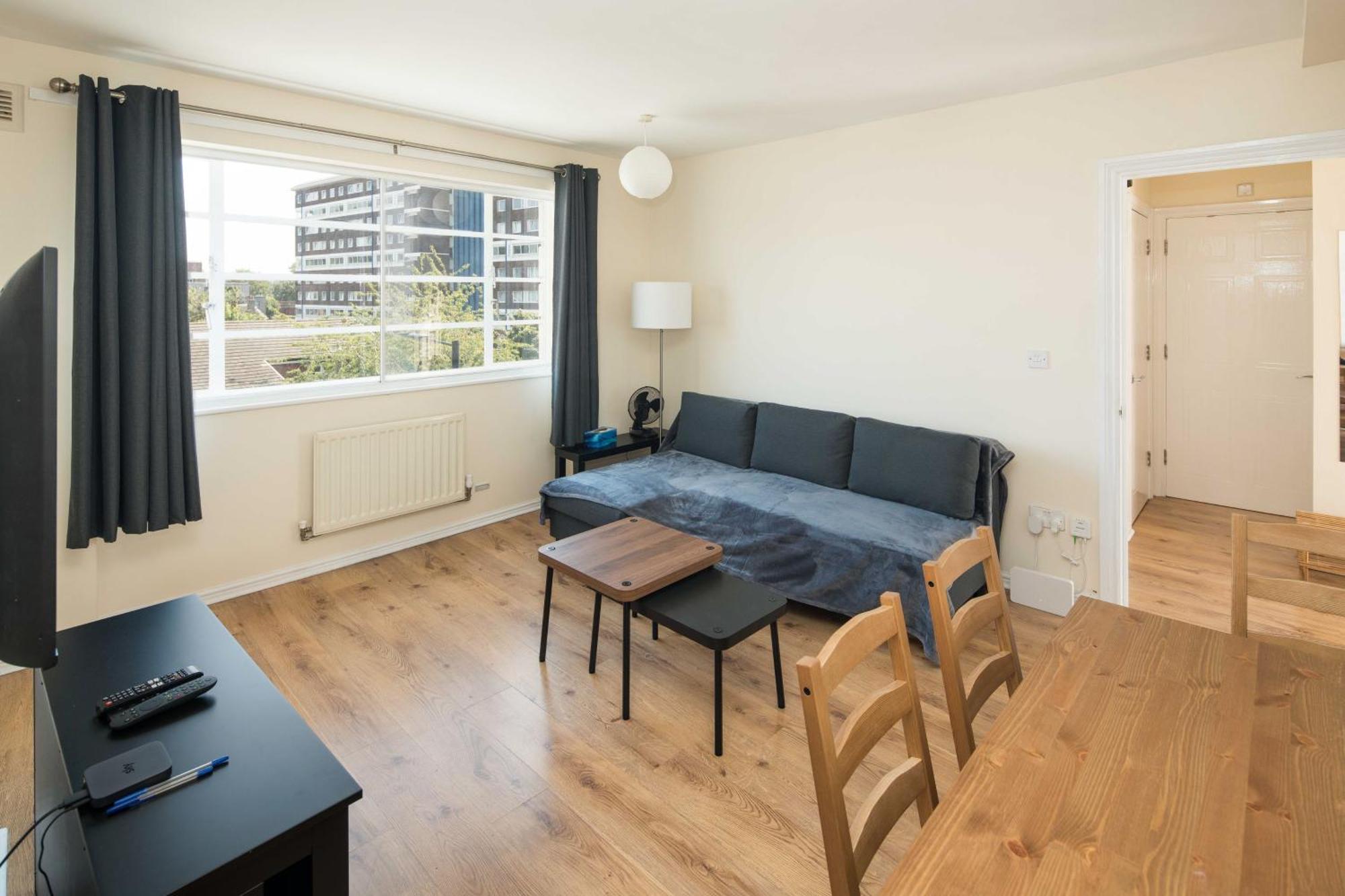 Apartamento 2Bd London Flat - City Buzz & Parkside Serenity Exterior foto